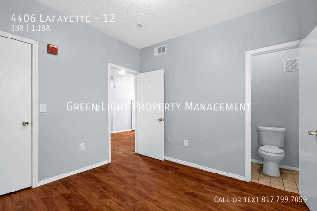 Building Photo - 4406 Lafayette-12