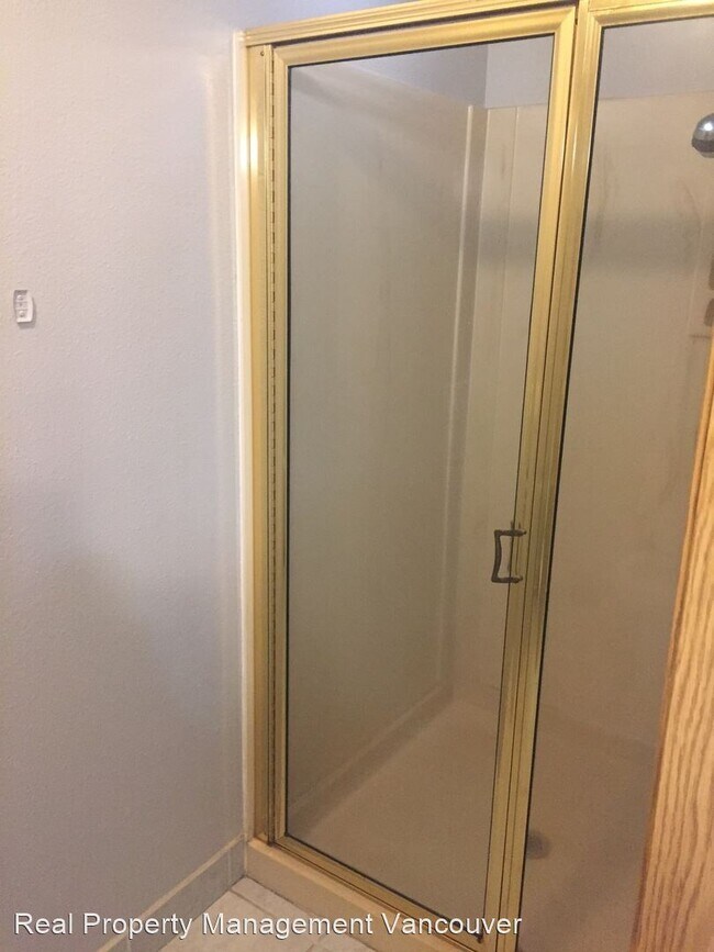 Building Photo - 7218 NE 16th Ave