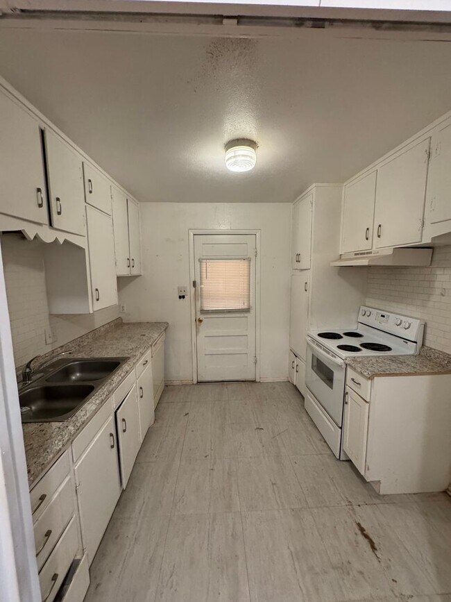 Building Photo - 4434 29th St