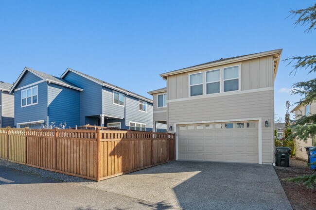 Building Photo - 18705 139th St E