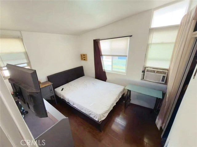 Building Photo - 1998 Wright St