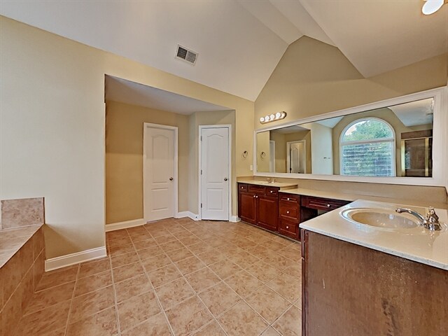 Building Photo - 3000 Ivy Brook Ln