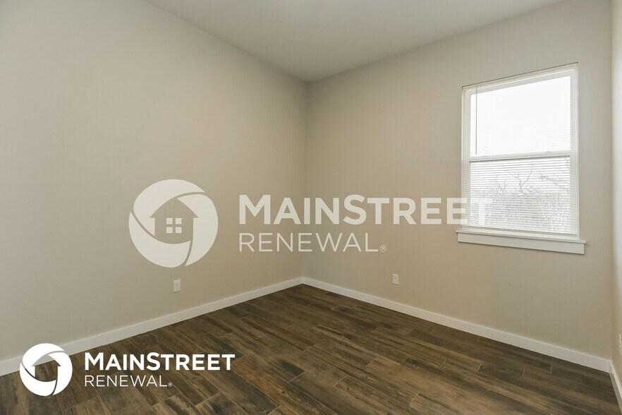 Building Photo - 11249 Paradise Out Ln