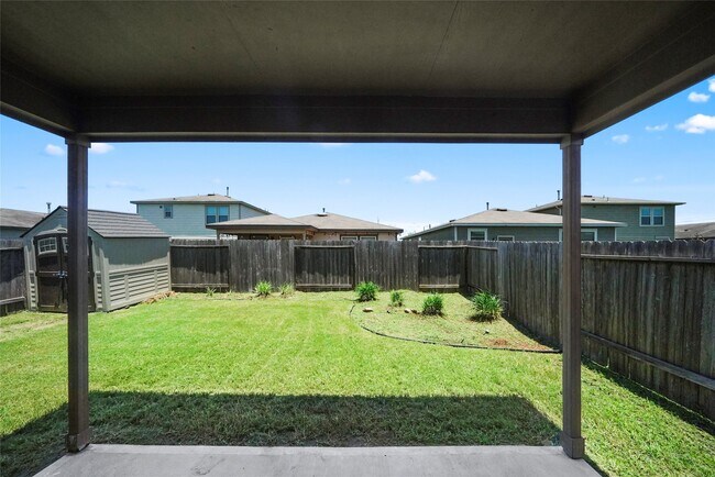 Building Photo - 2719 Skyview Long Dr