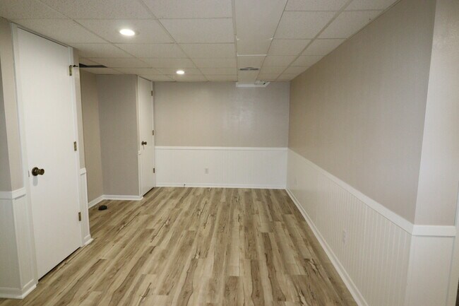 Building Photo - Nice 3 Bedroom Ranch in Appleton