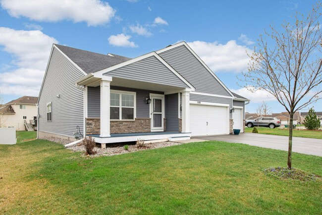 Building Photo - 15101 Emory Cir