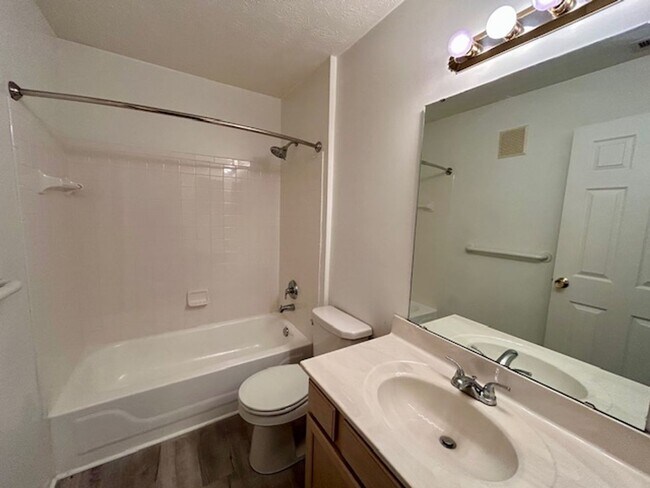 Building Photo - COMING SOON!!  Stylish 2 Bedroom, 2 Bath C...