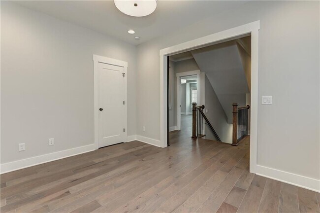 Building Photo - 1007 Fendley St