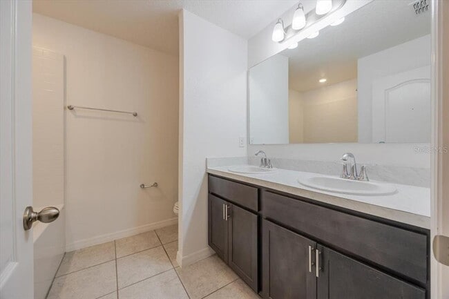 Building Photo - 900 Boca Vista Ct