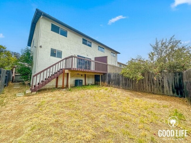 Building Photo - 2018 Hawkins Way