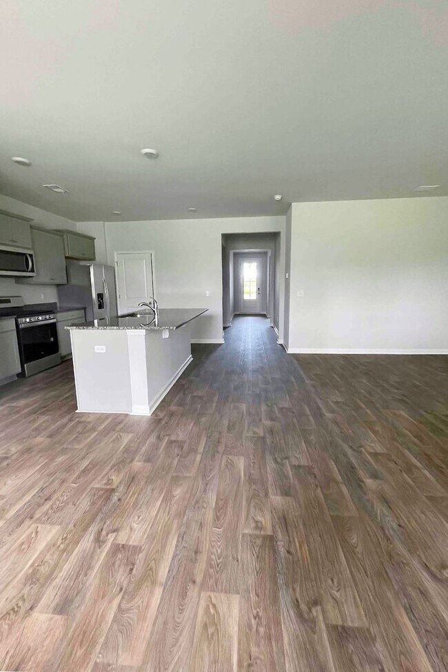 Building Photo - Available now. Beautiful 3 BR/2 BA Available in Cane Bay!