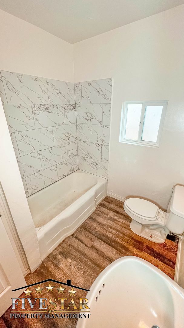 Building Photo - 3307 Culver St