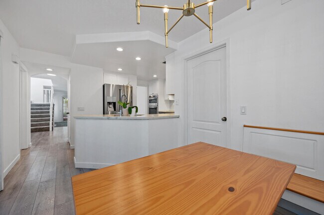 Building Photo - 620 Holbrook Ct