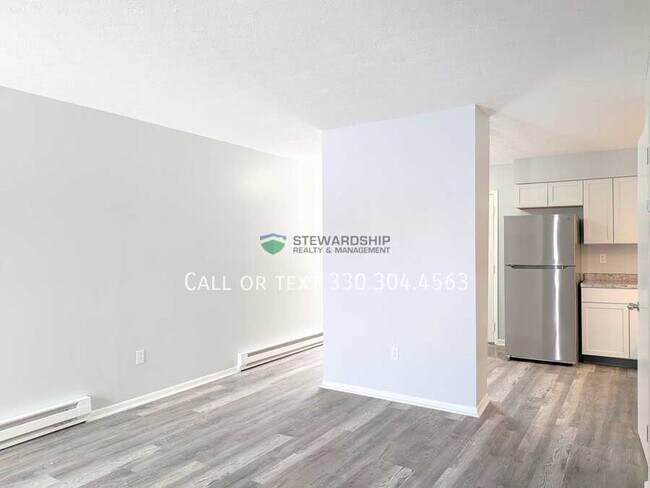 Building Photo - 311 Engadine Ct