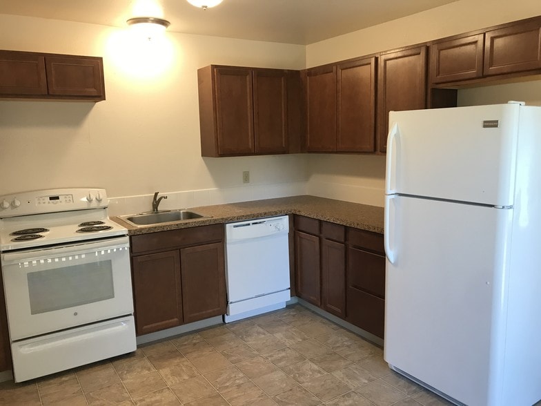 Building Photo - #320 PLEASANT HILL APARTMENTS