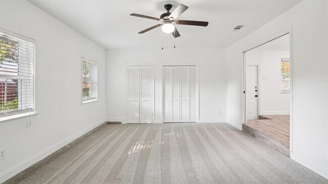 Building Photo - 3855 Crest Cove Cir