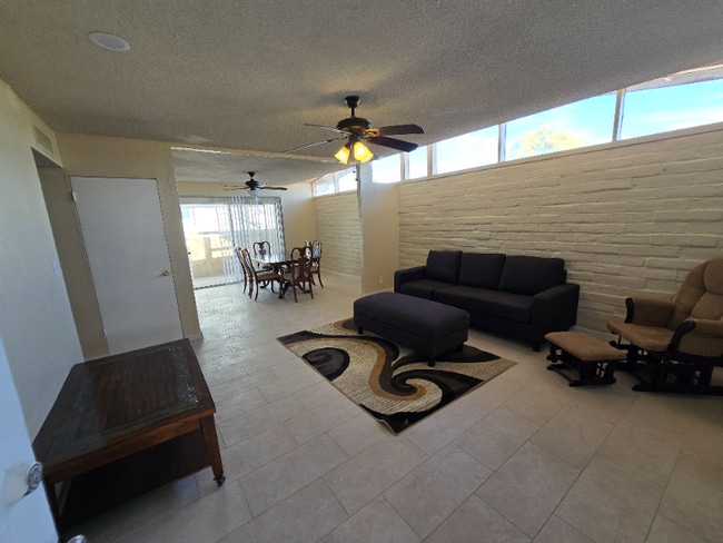 Building Photo - 14602 N 30th Dr
