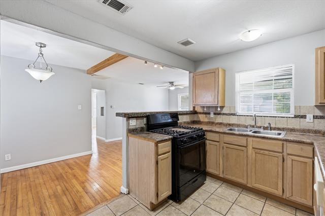 Building Photo - 3207 Casino Dr