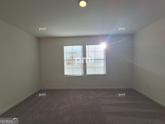 Building Photo - 516 Liberty Hall Dr