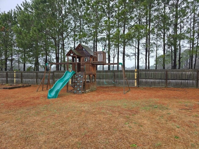 Building Photo - NEW LISTING!!!!!