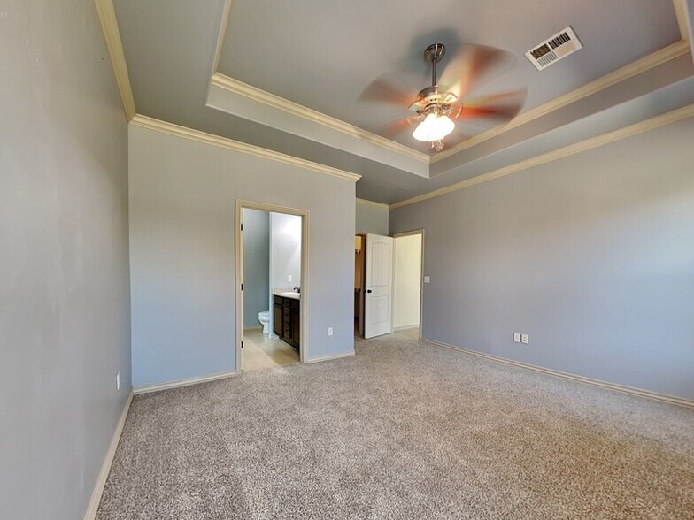 Building Photo - 20611 Frontier Pl