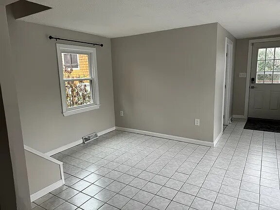 Building Photo - Welcome home!
