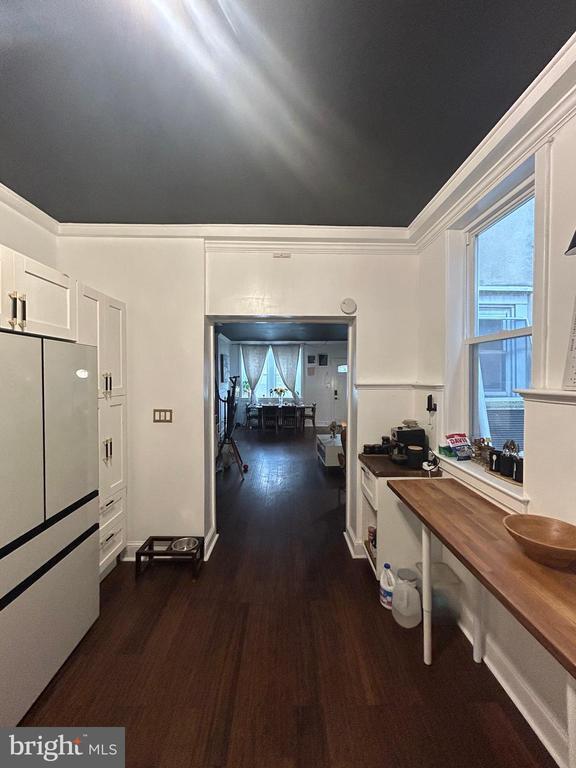 Building Photo - 3030 Edgemont St