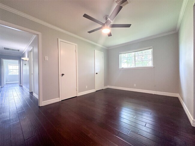 Building Photo - 17706 Wild Oak Dr
