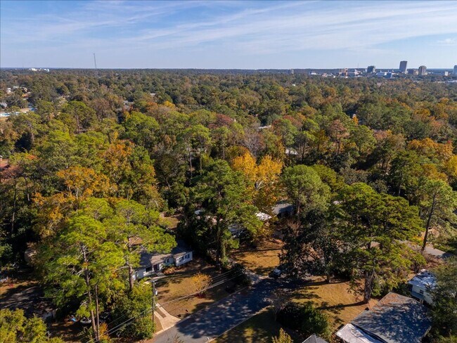 Building Photo - 3 Bed / 2 Bath in Levy Park