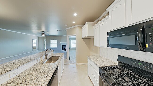Building Photo - 10704 Mountain Fork Dr