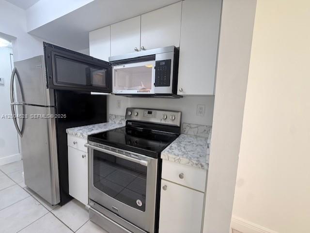 Building Photo - 8215 SW 152nd Ave