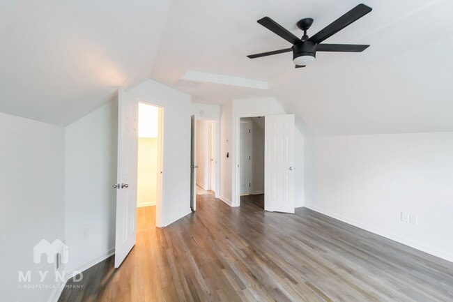 Building Photo - 1070 4th St NW