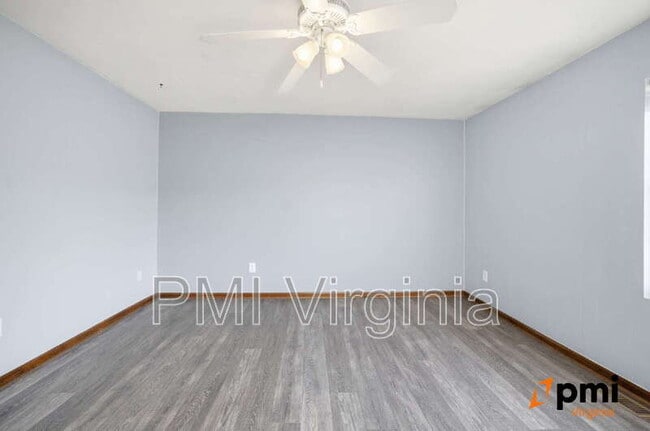 Building Photo - 705 Mill Landing Rd