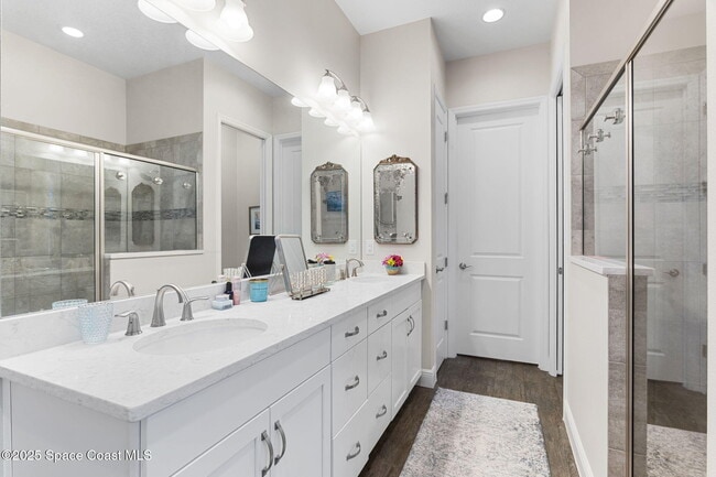 Building Photo - 6913 Vista Hermosa Dr