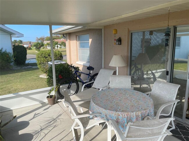 Building Photo - 114 Wintersong Ln