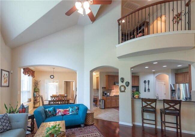 Building Photo - 6801 Magenta Ln