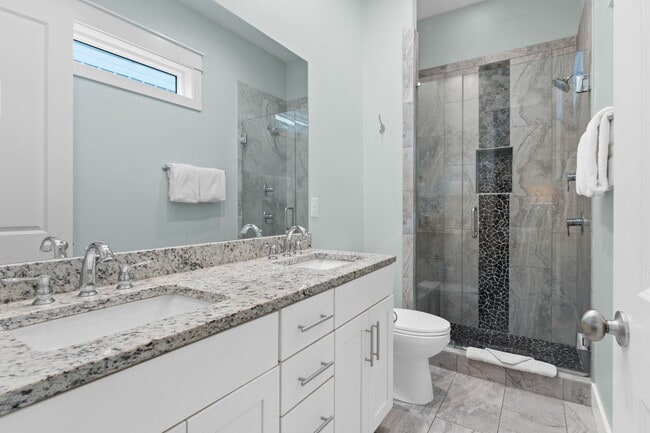 Building Photo - 21 Magical Pl