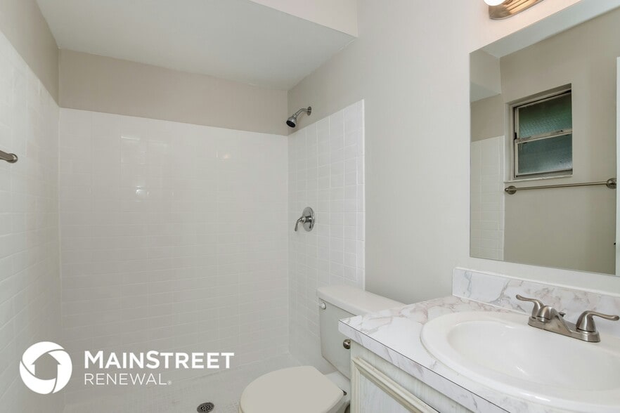 Building Photo - 1024 Porpoise Dr