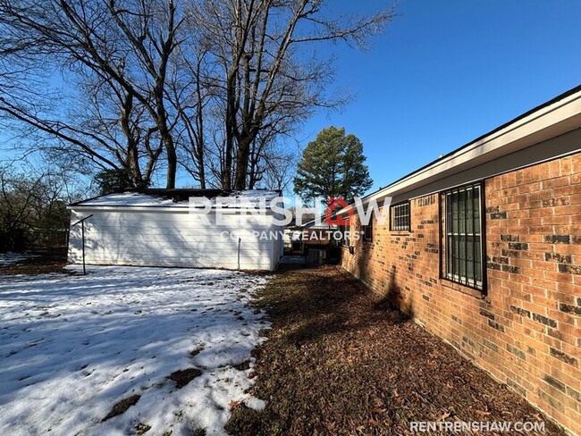 Building Photo - 3251 Amselle Cir