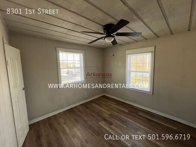 Building Photo - 8301 1st St