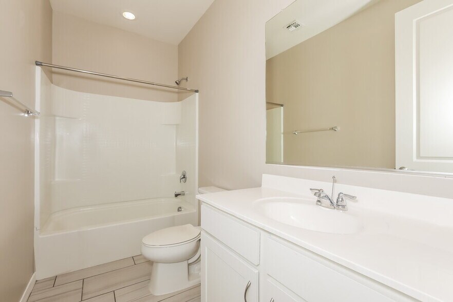 Building Photo - 9259 E Static Ave