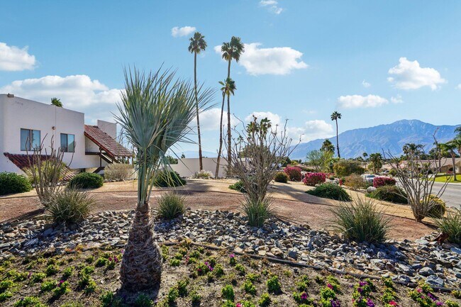 Building Photo - 64382 Spyglass Ave