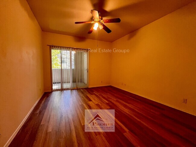 Building Photo - 3645 Strawberry Field Grove