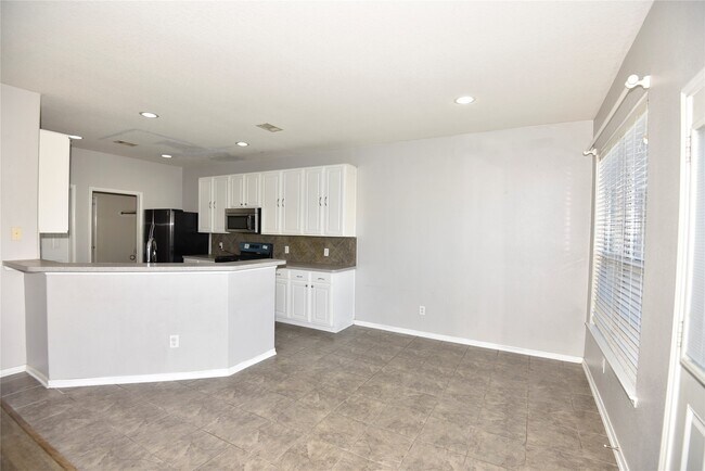 Building Photo - 9907 Up Country Ln