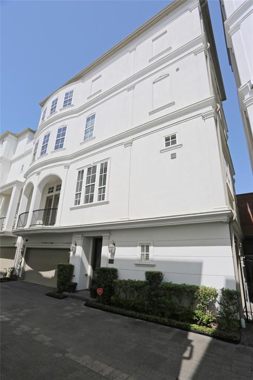 Building Photo - 3216 McKinney St