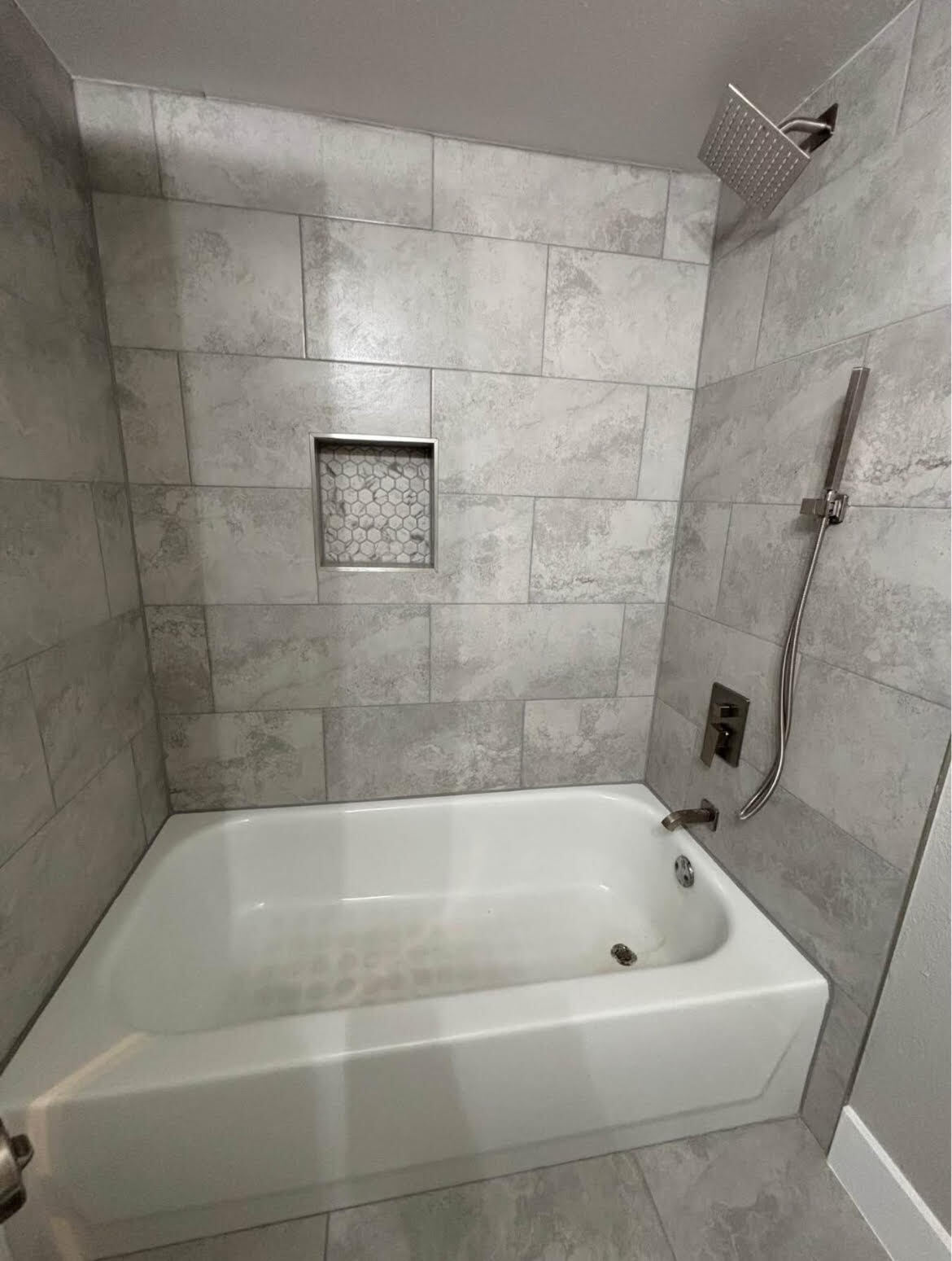 Building Photo - 5614 Harvest Hill Rd