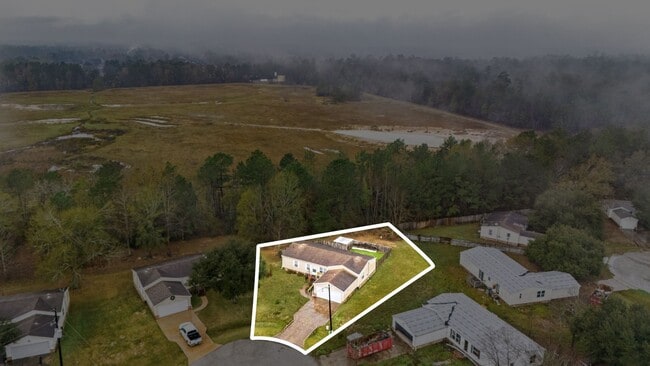 Building Photo - 16330 Hill Country Ct