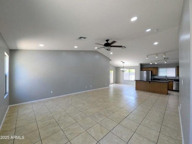 Building Photo - 13959 W Country Gables Dr