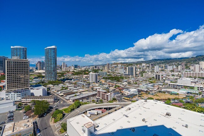 Building Photo - Modern 1BR w/ Lanai Views & EV Parking — S...