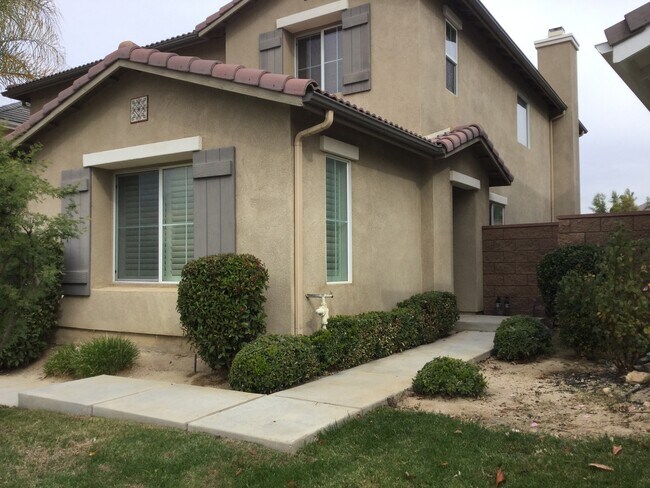 Building Photo - 11408 Magnolia St